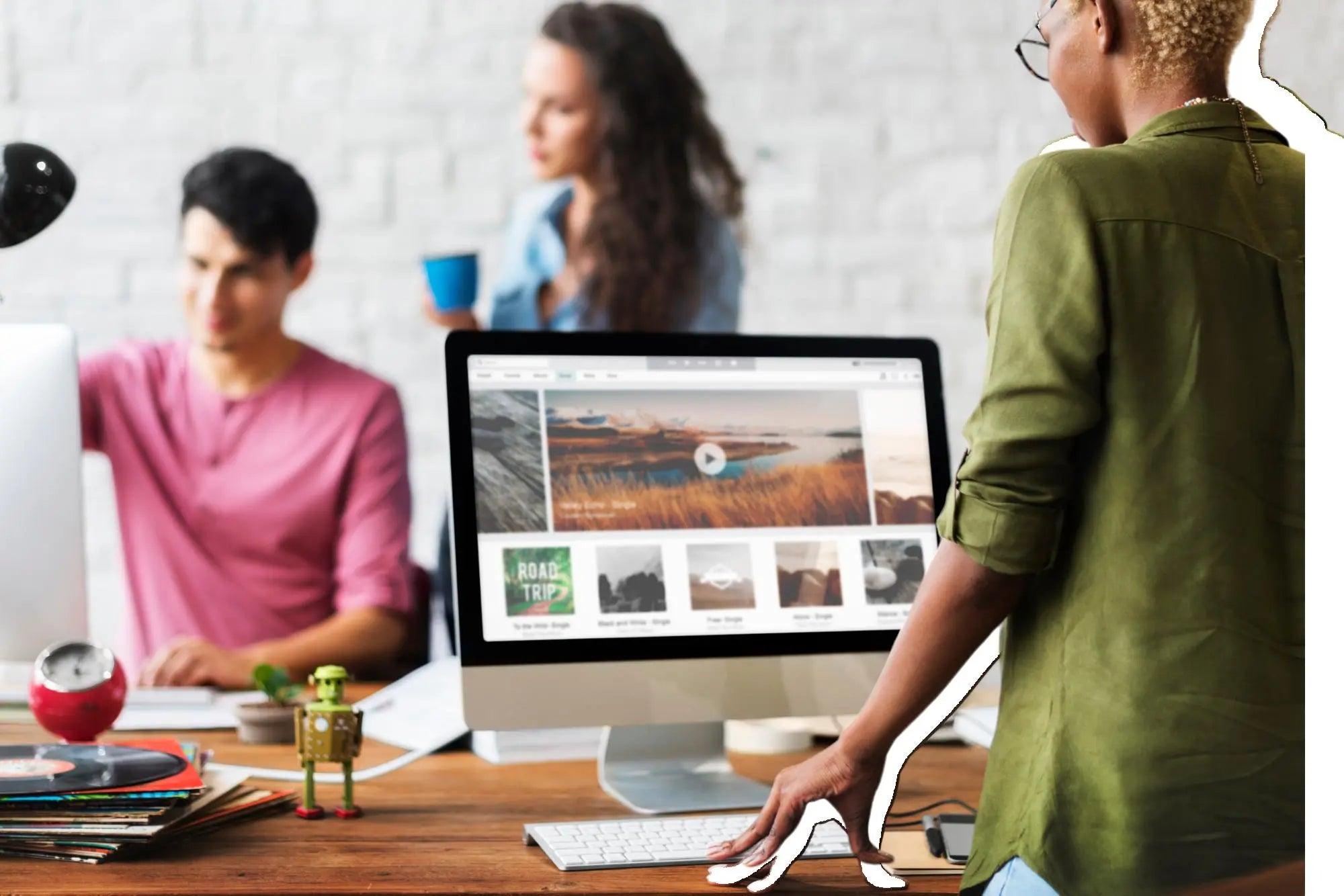 Personal-Computers Honesty Sales U.K