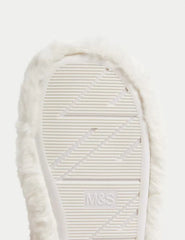 Kid's Unicorn Slippers (4 Small - 6 Large) Honesty Sales