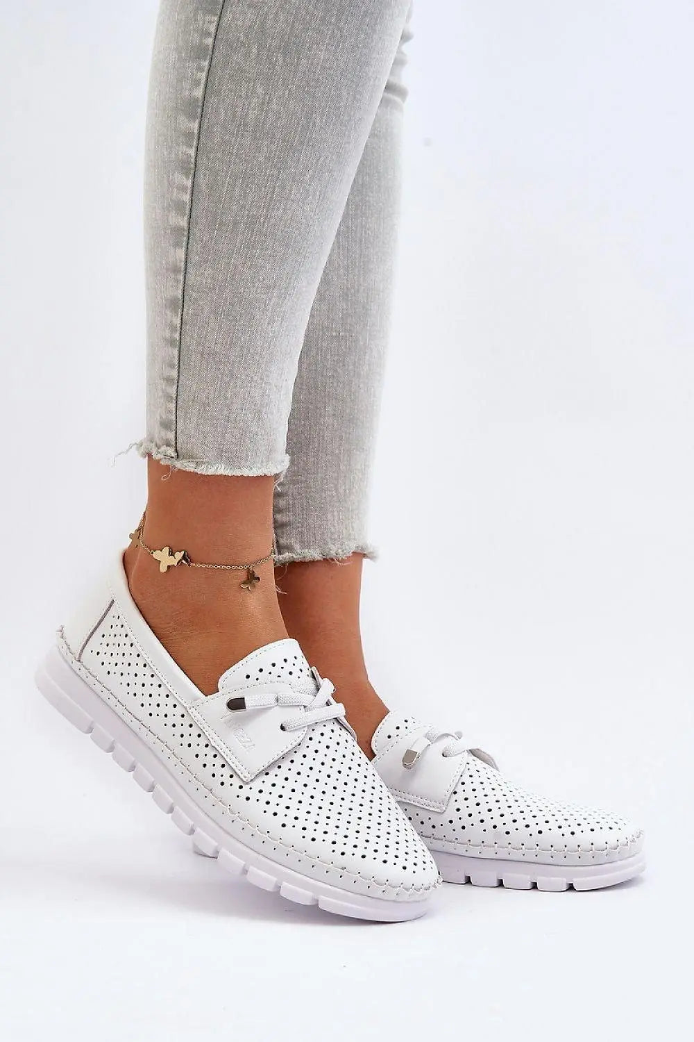 Low Shoes model 193932 Step in style - Honesty Sales U.K