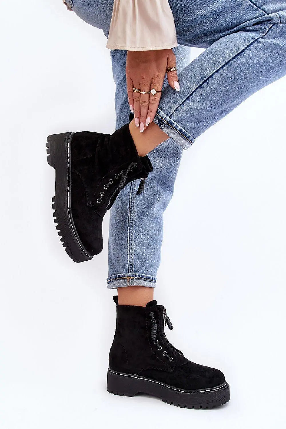 Trapper shoes model 190537 Step in style - Honesty Sales U.K