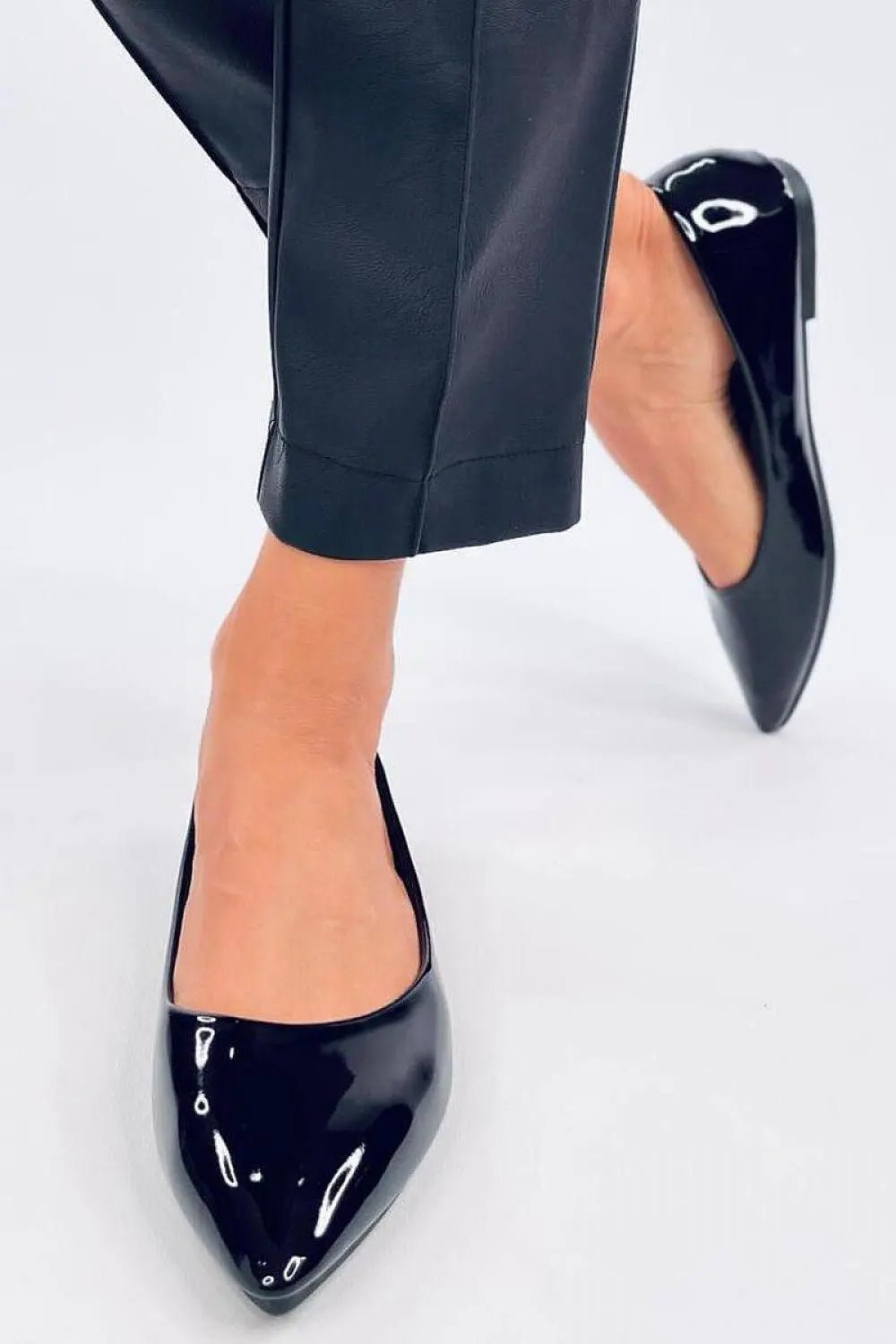 Inello Lacquered ballerinas ballet flats for women - Honesty Sales