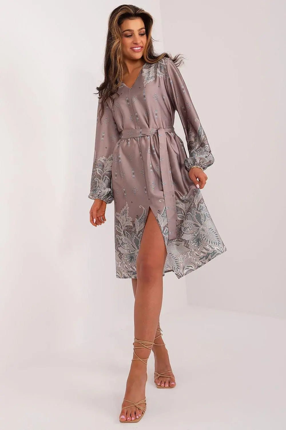 Lakerta cocktail dress with an elegant expression, ideal for many occasions - Honesty Sales