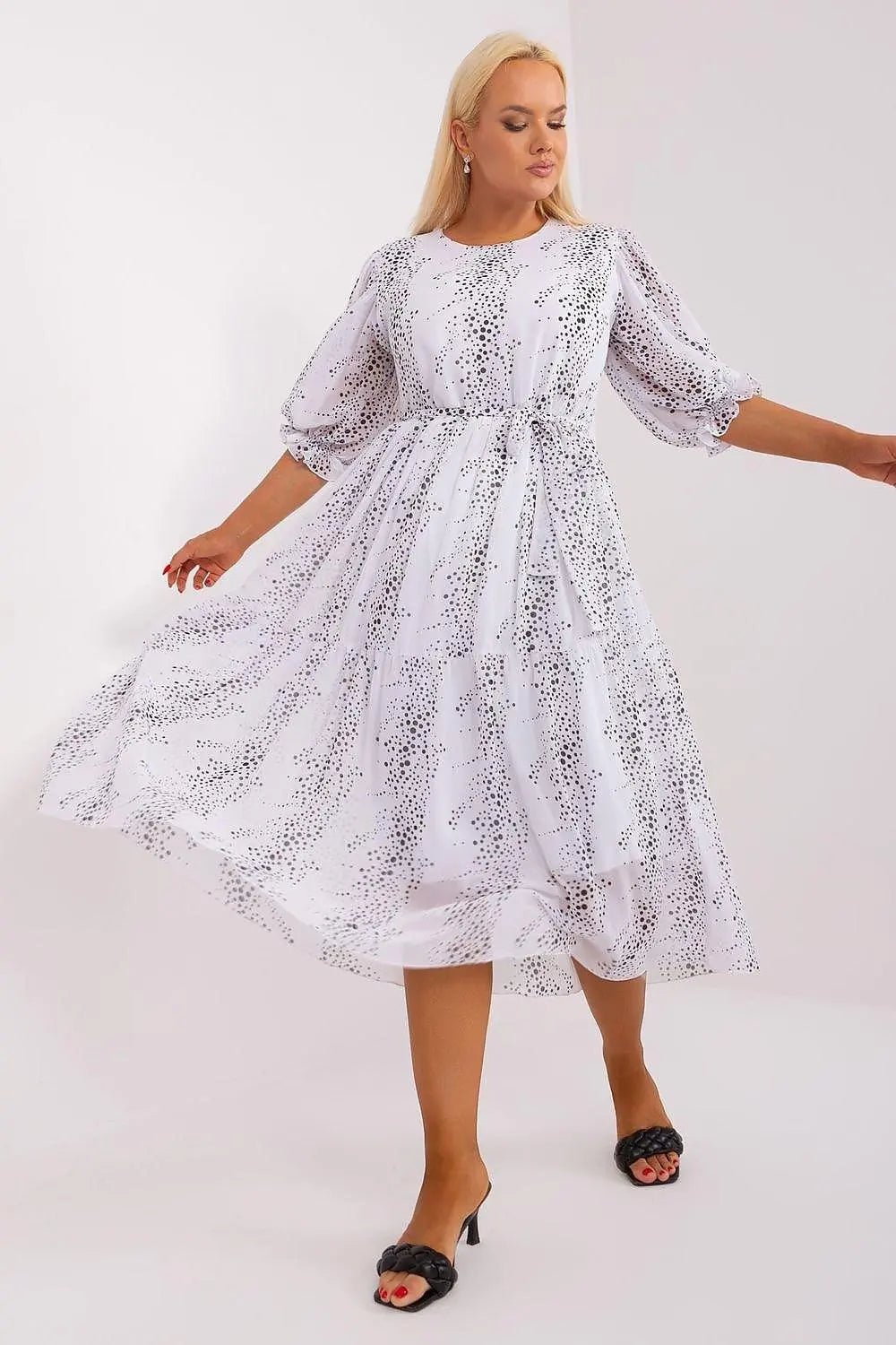 Lakerta round neckline plus size dress - Honesty Sales