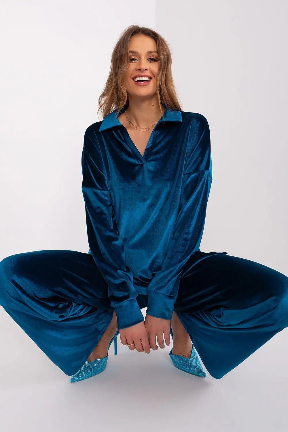 Lakerta stylish velour long-sleeve blouse with pants - Honesty Sales