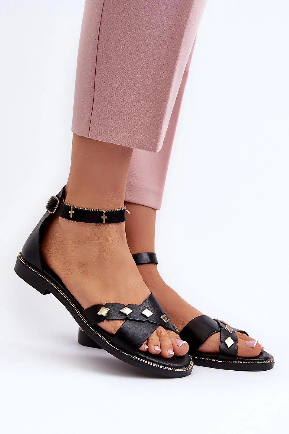 Sandals model 198809 Step in style - Honesty Sales