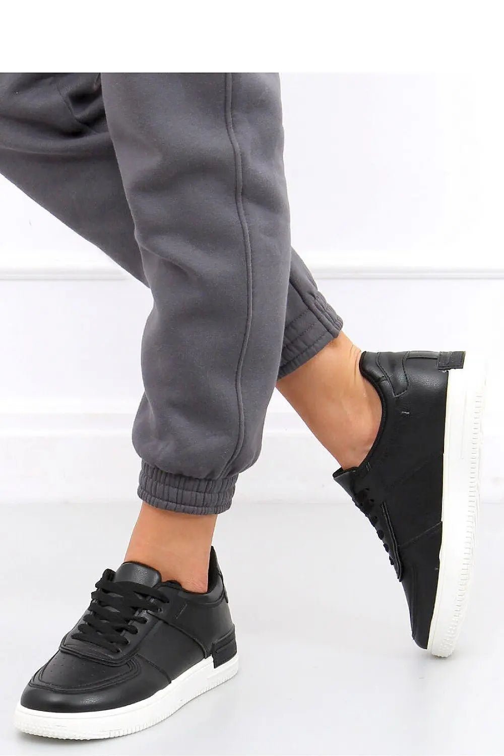 Sport Shoes model 164907 Inello - Honesty Sales