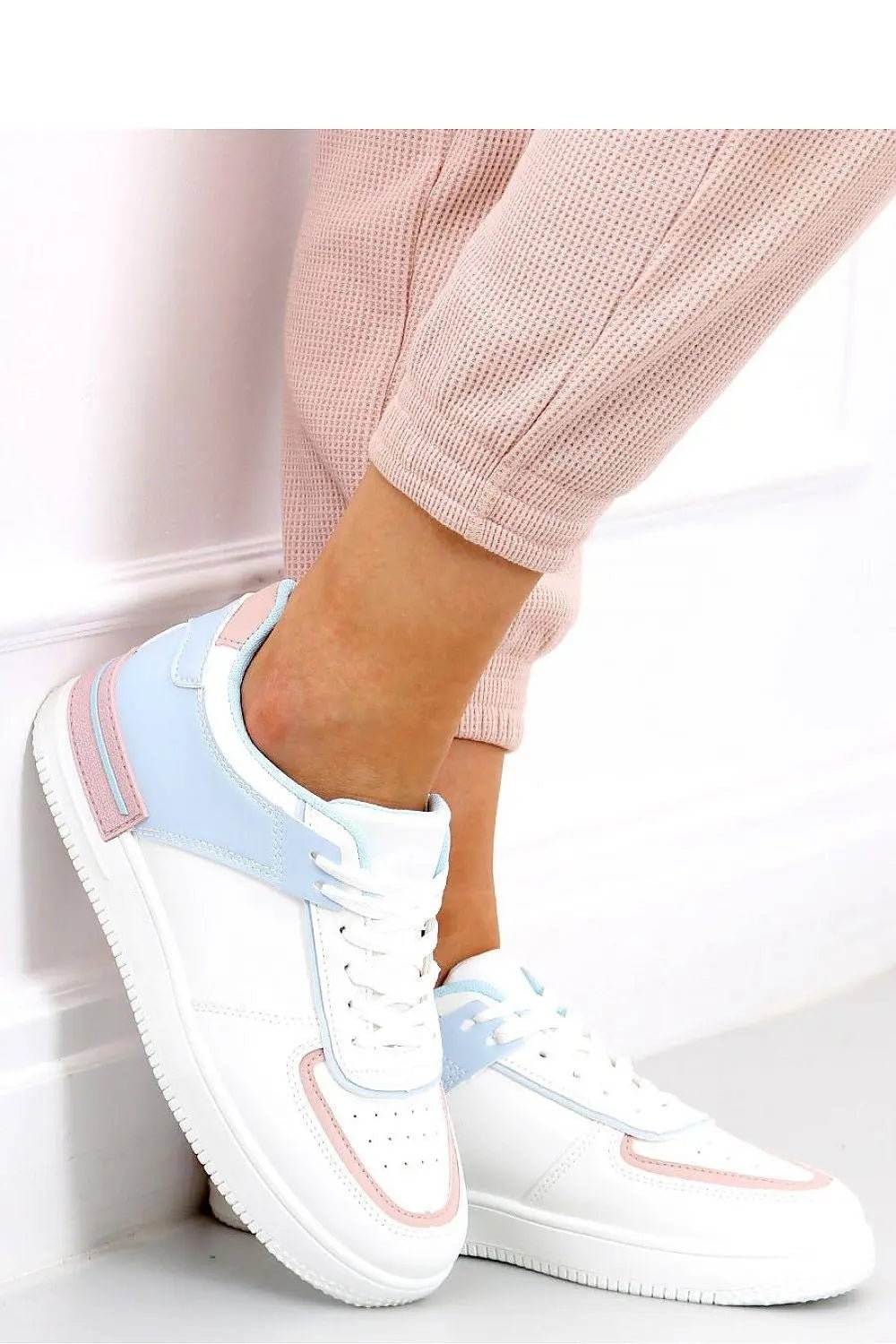 Sport Shoes model 164909 Inello - Honesty Sales