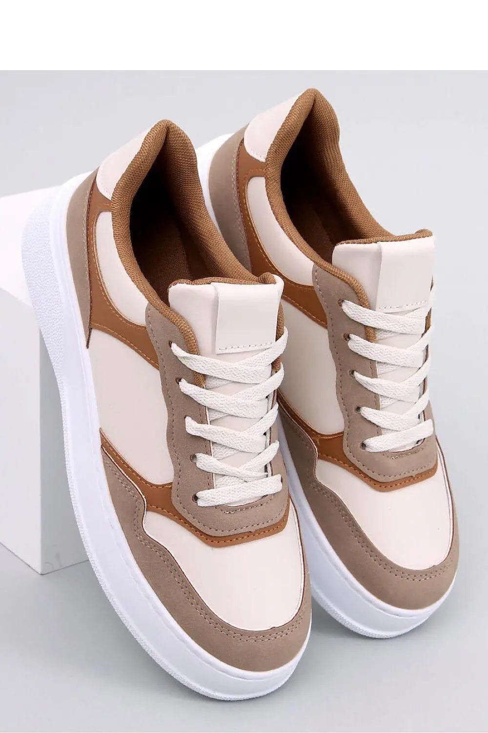 Sport Shoes model 184236 Inello - Honesty Sales