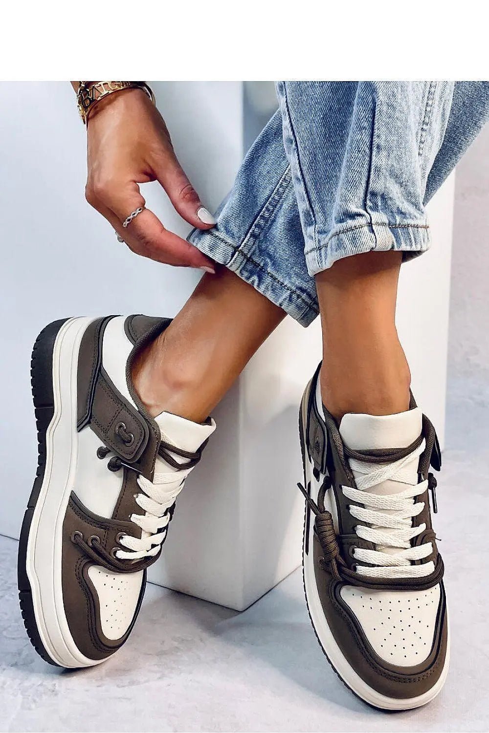 Sport Shoes model 184357 Inello - Honesty Sales