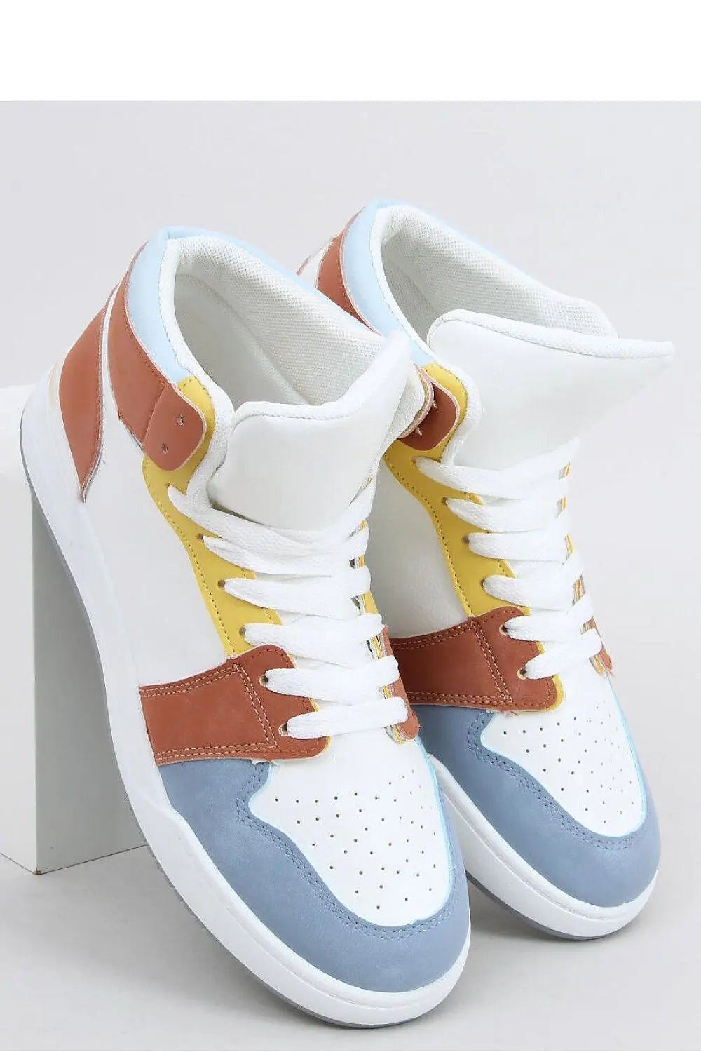 Sport Shoes model 186273 Inello - Honesty Sales