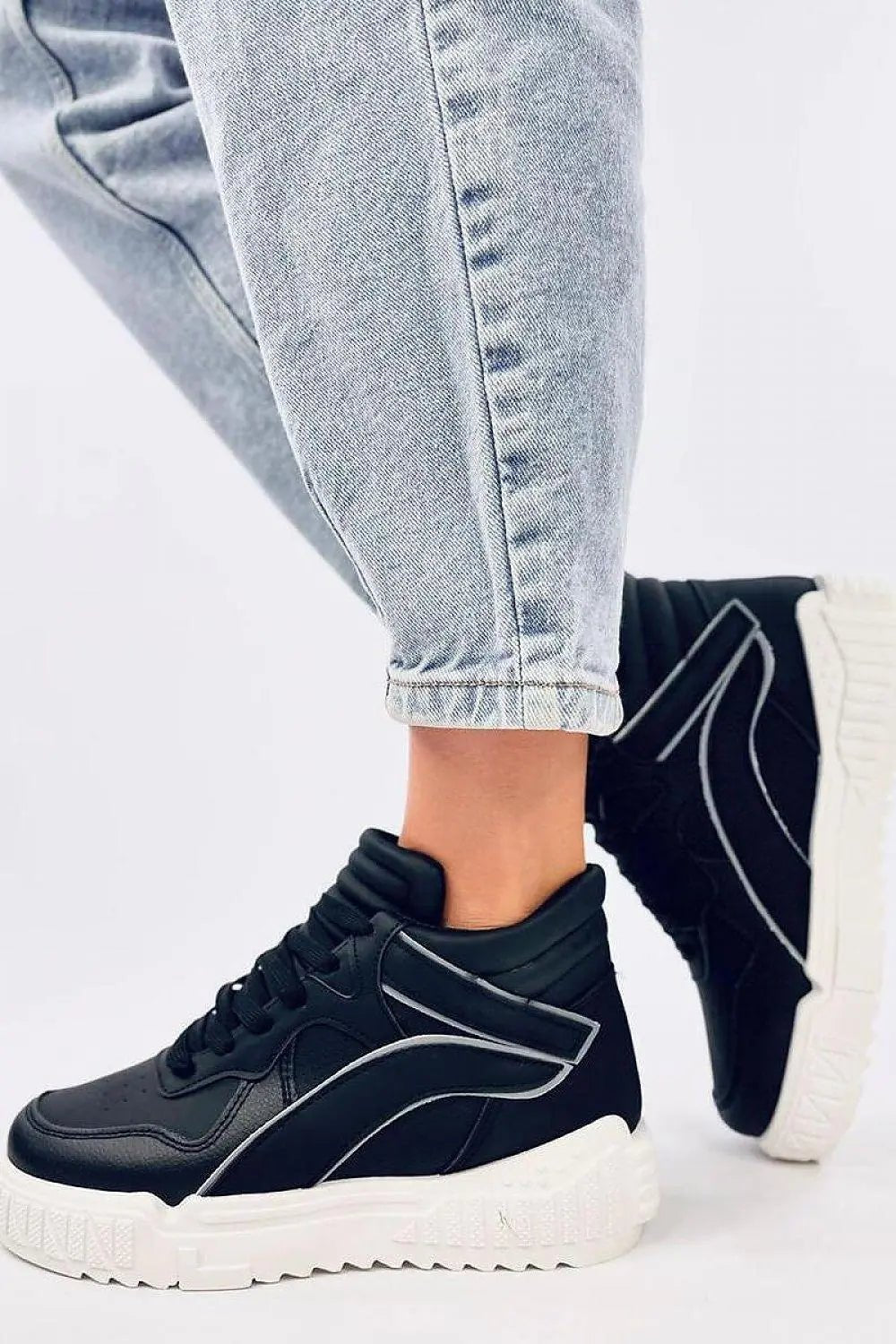 Sport Shoes model 195552 Inello - Honesty Sales