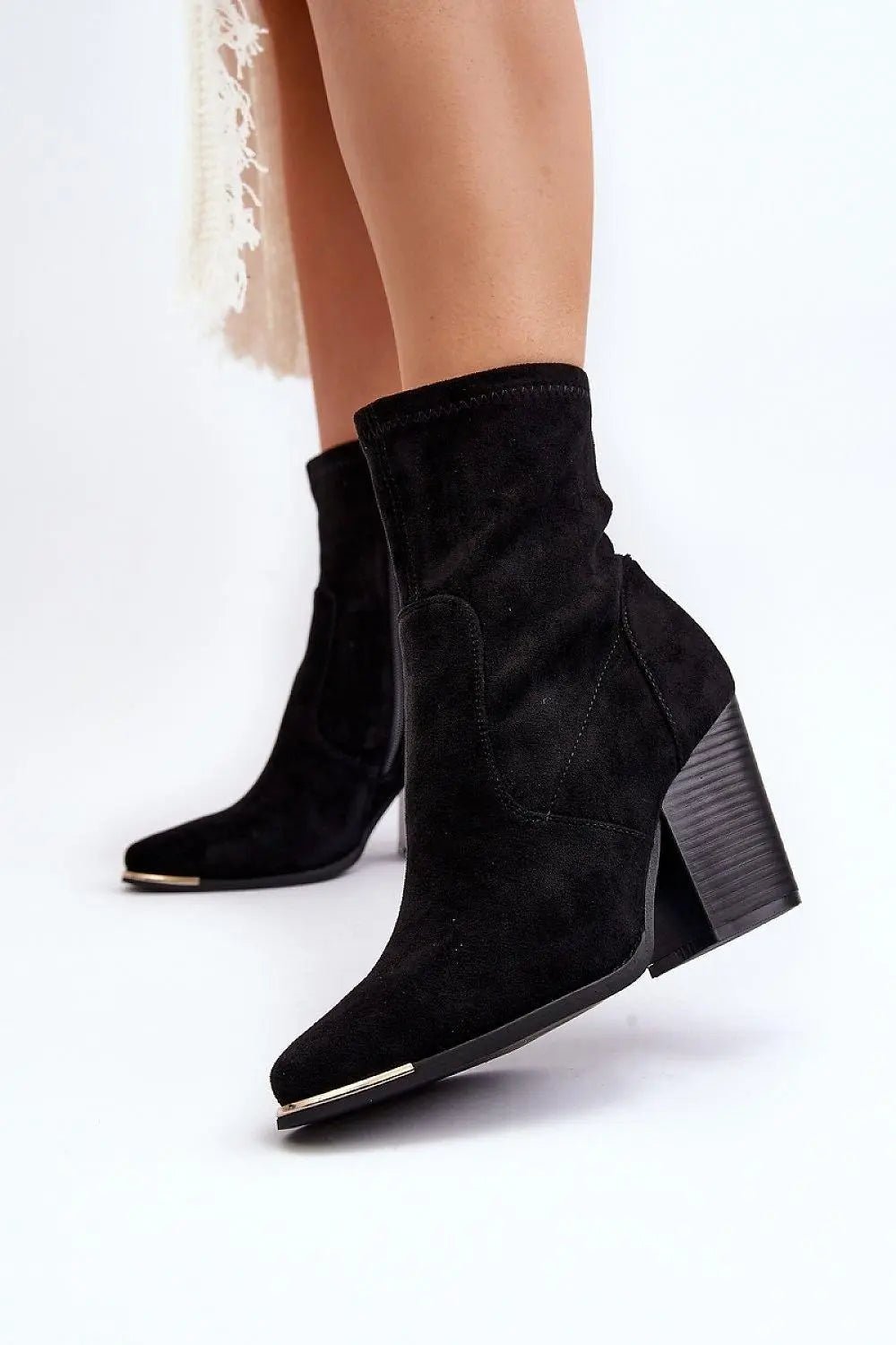Step in style Women's boots made of eco-suede - Honesty Sales