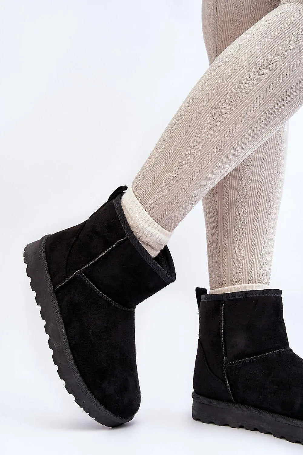 Step in style Women's snow boots made of eco-suede - Honesty Sales