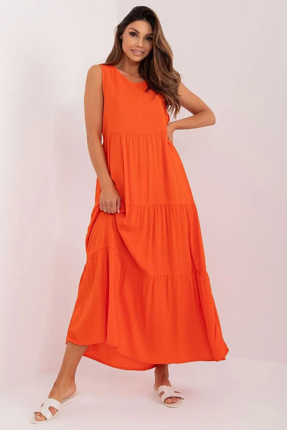 Sublevel summer lightness and style with our summer dress - Honesty Sales