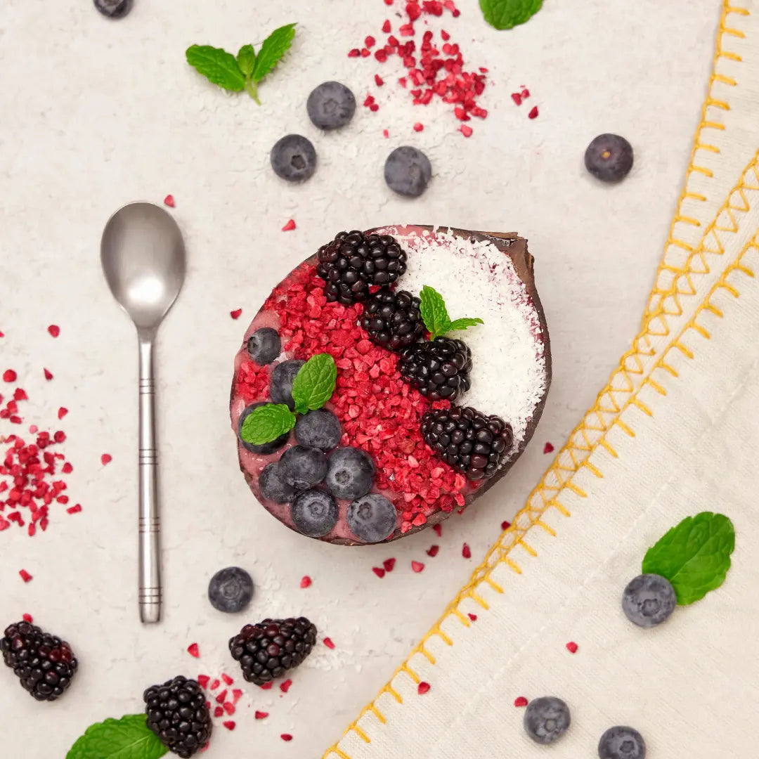 Blackberry and Blueberry Smoothie Bowl - Honesty Sales