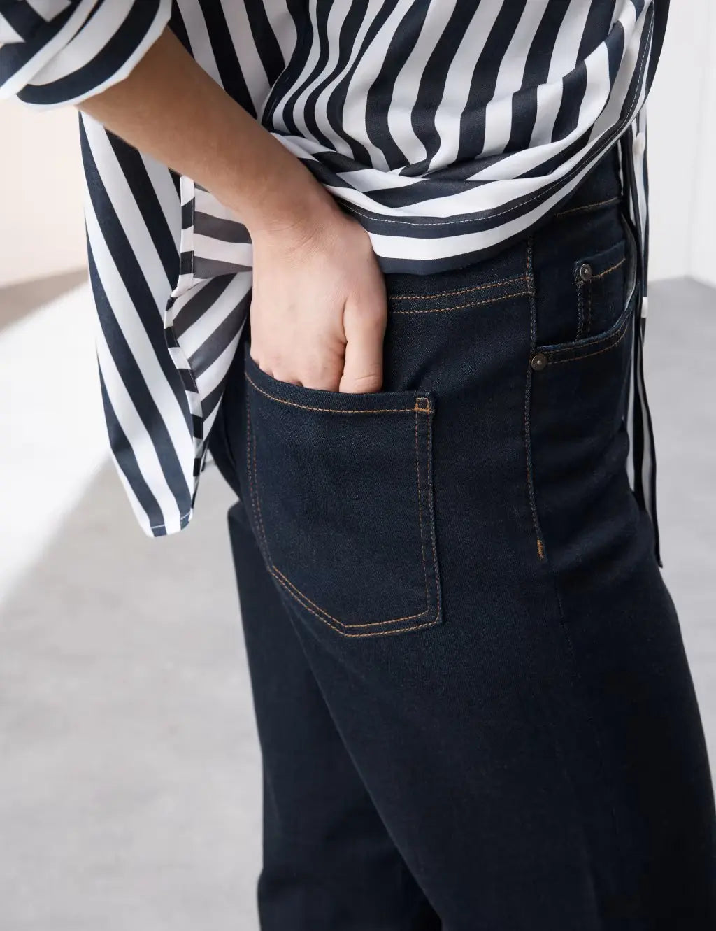 Autograph High Waisted Wide Leg Jeans - Honesty Sales