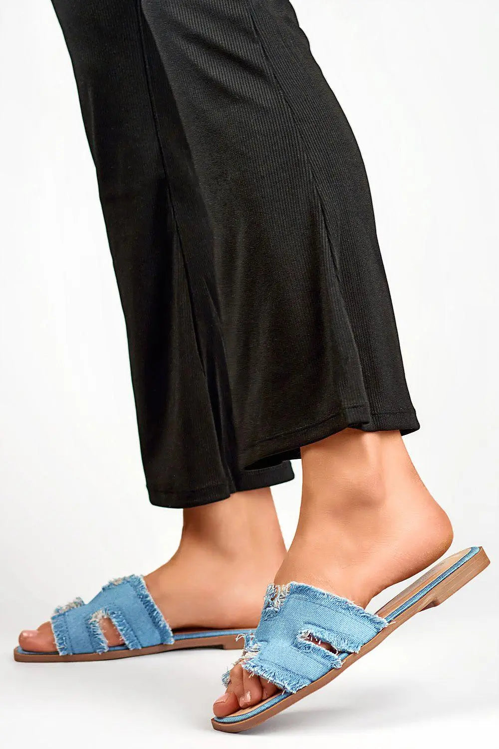 Flip-flops model 197971 PRIMO - Honesty Sales U.K Image principale du produit