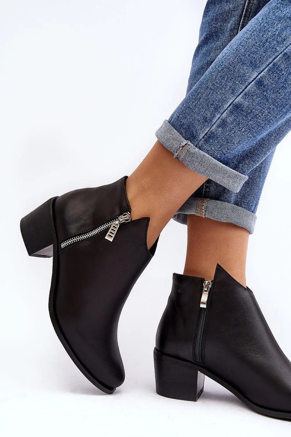 Heeled low shoes model 190708 Step in style - Honesty Sales U.K