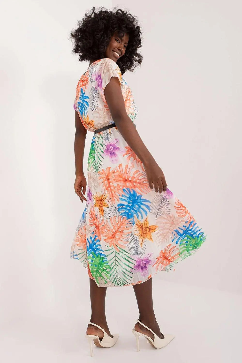 Italy Moda summer dress with short sleeves, round neckline, flared bottom - Honesty Sales