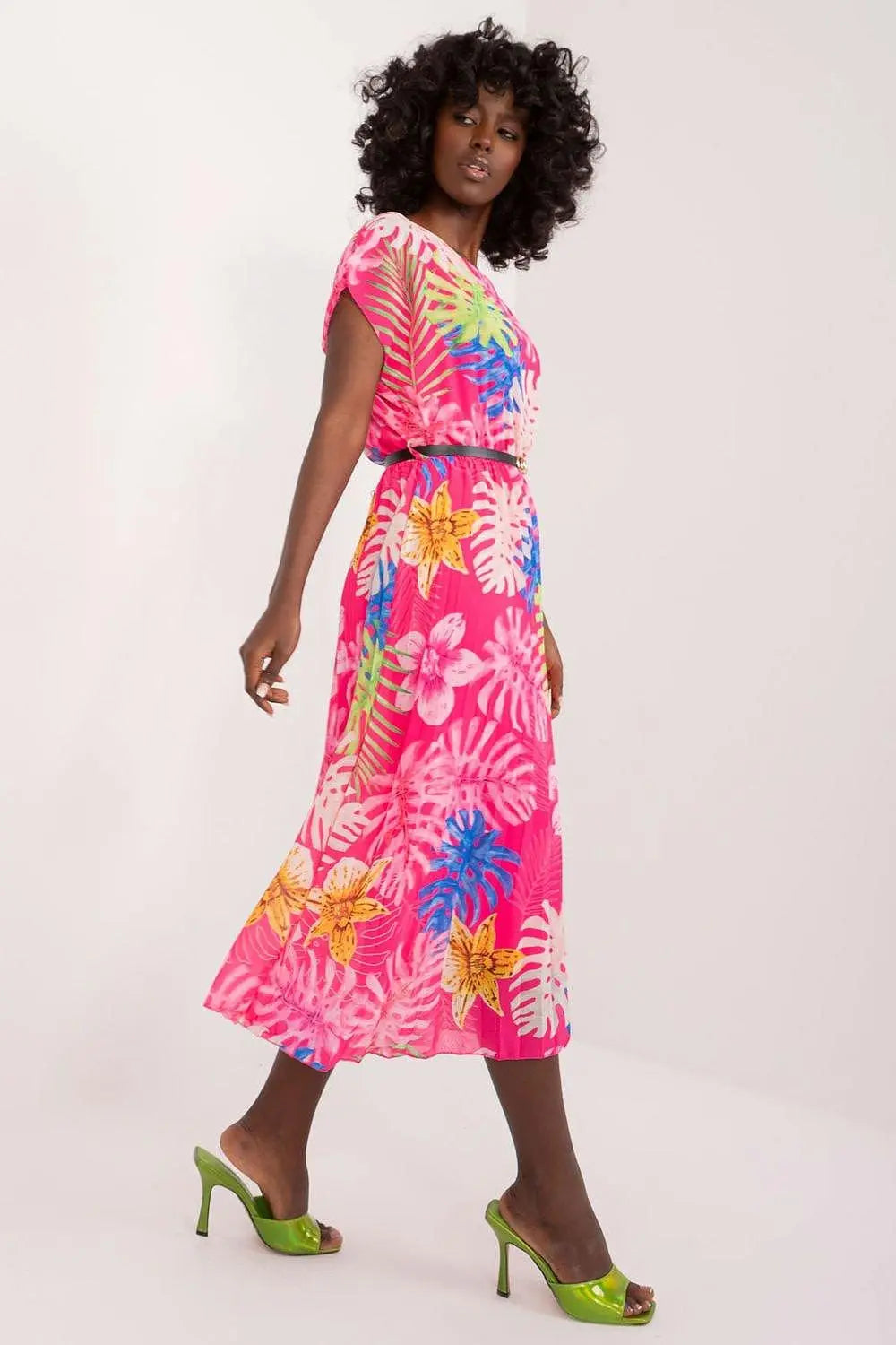 Italy Moda summer dress with short sleeves, round neckline, flared bottom - Honesty Sales