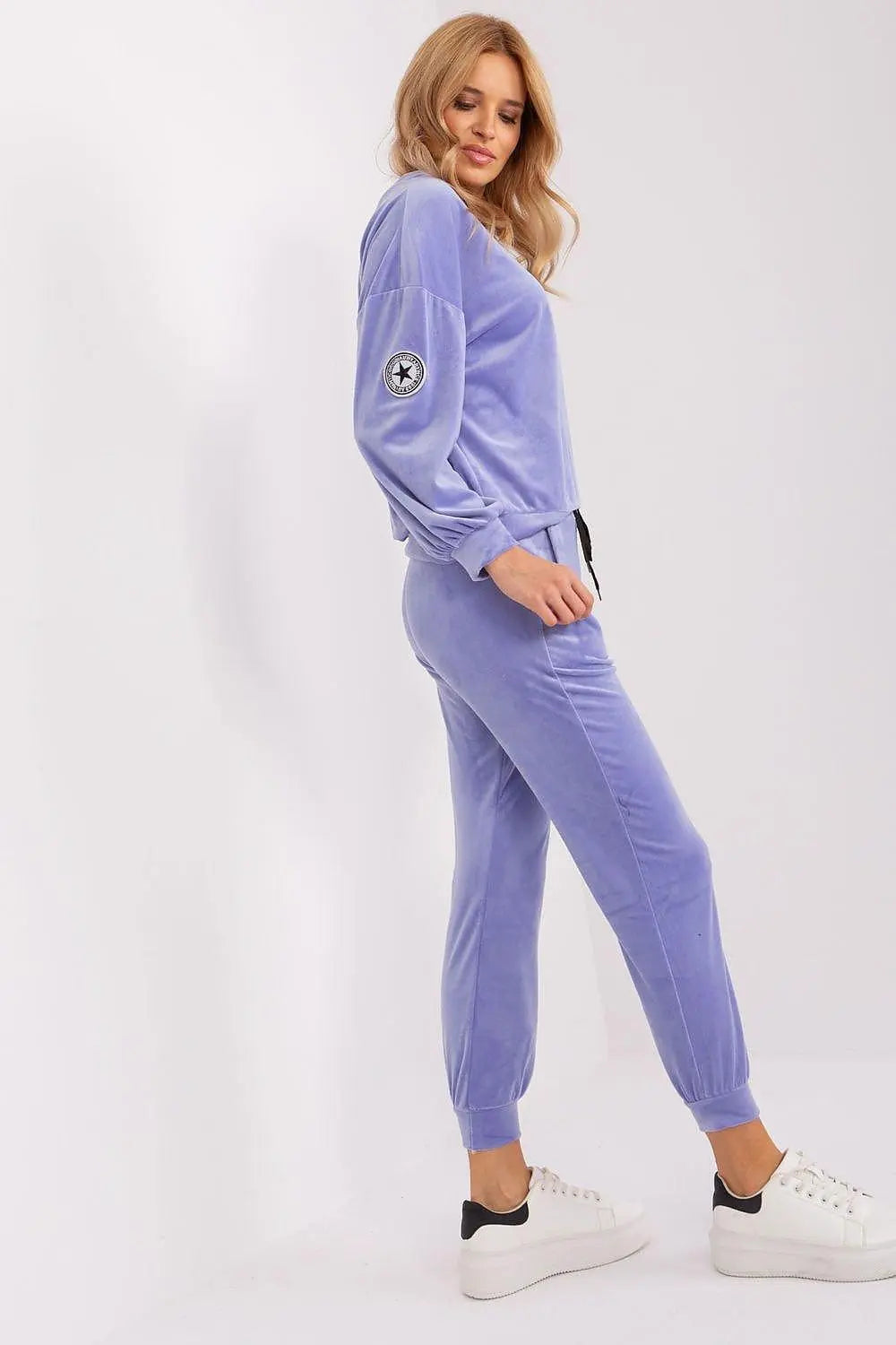 Italy Moda velour knit elegant and feminine sweatshirt Secondary image