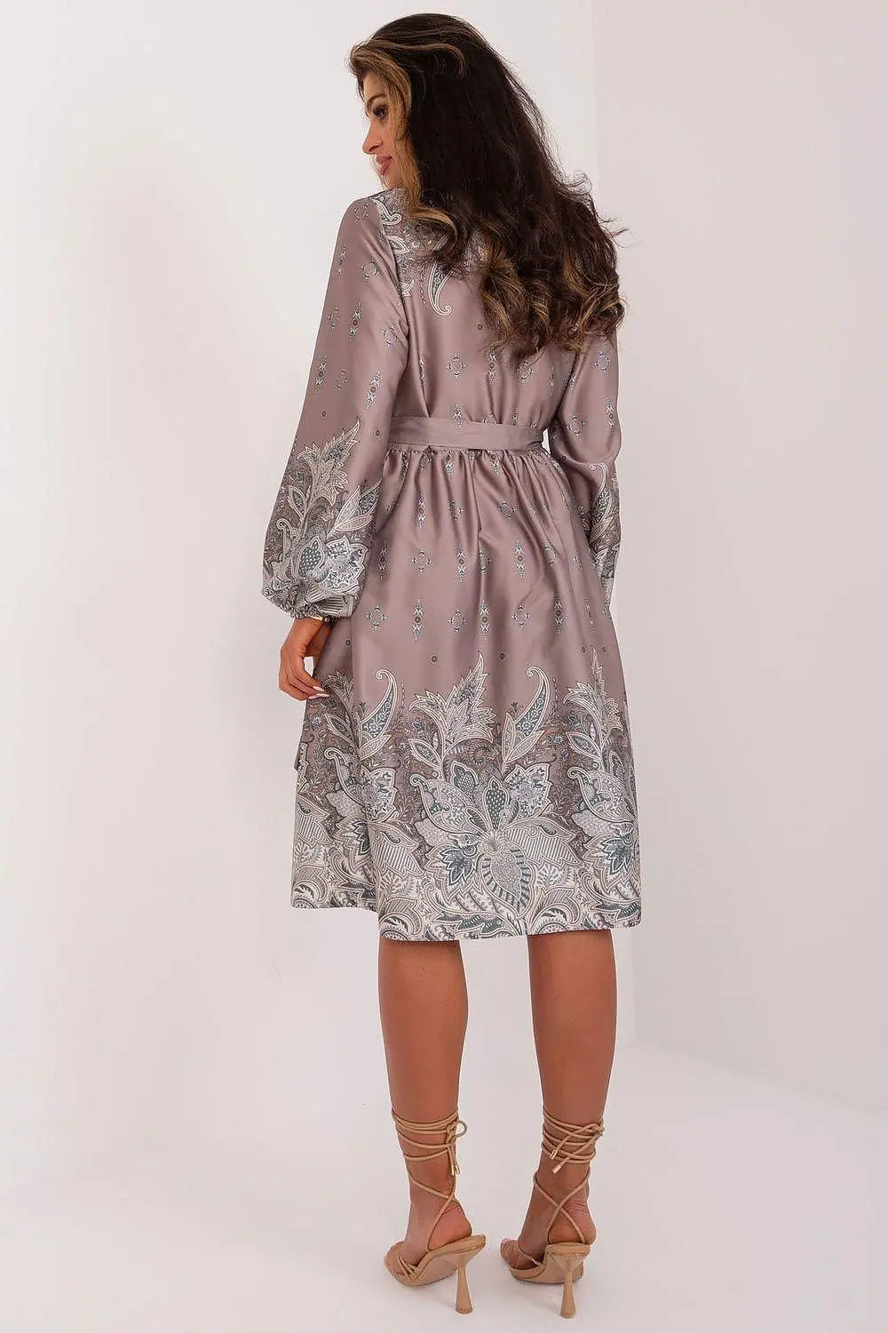 Lakerta cocktail dress with an elegant expression, ideal for many occasions - Honesty Sales
