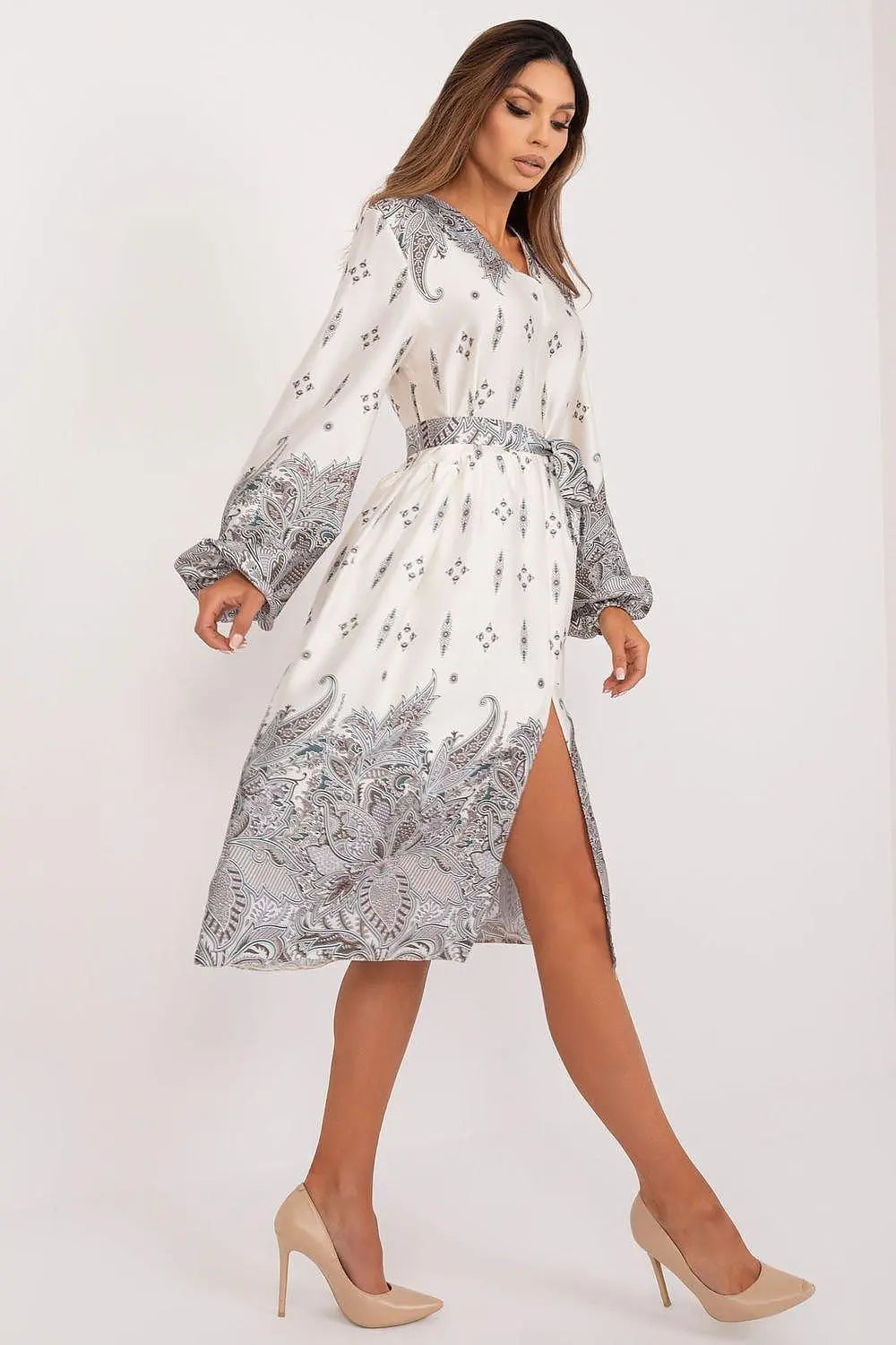 Lakerta cocktail dress with an elegant expression, ideal for many occasions - Honesty Sales