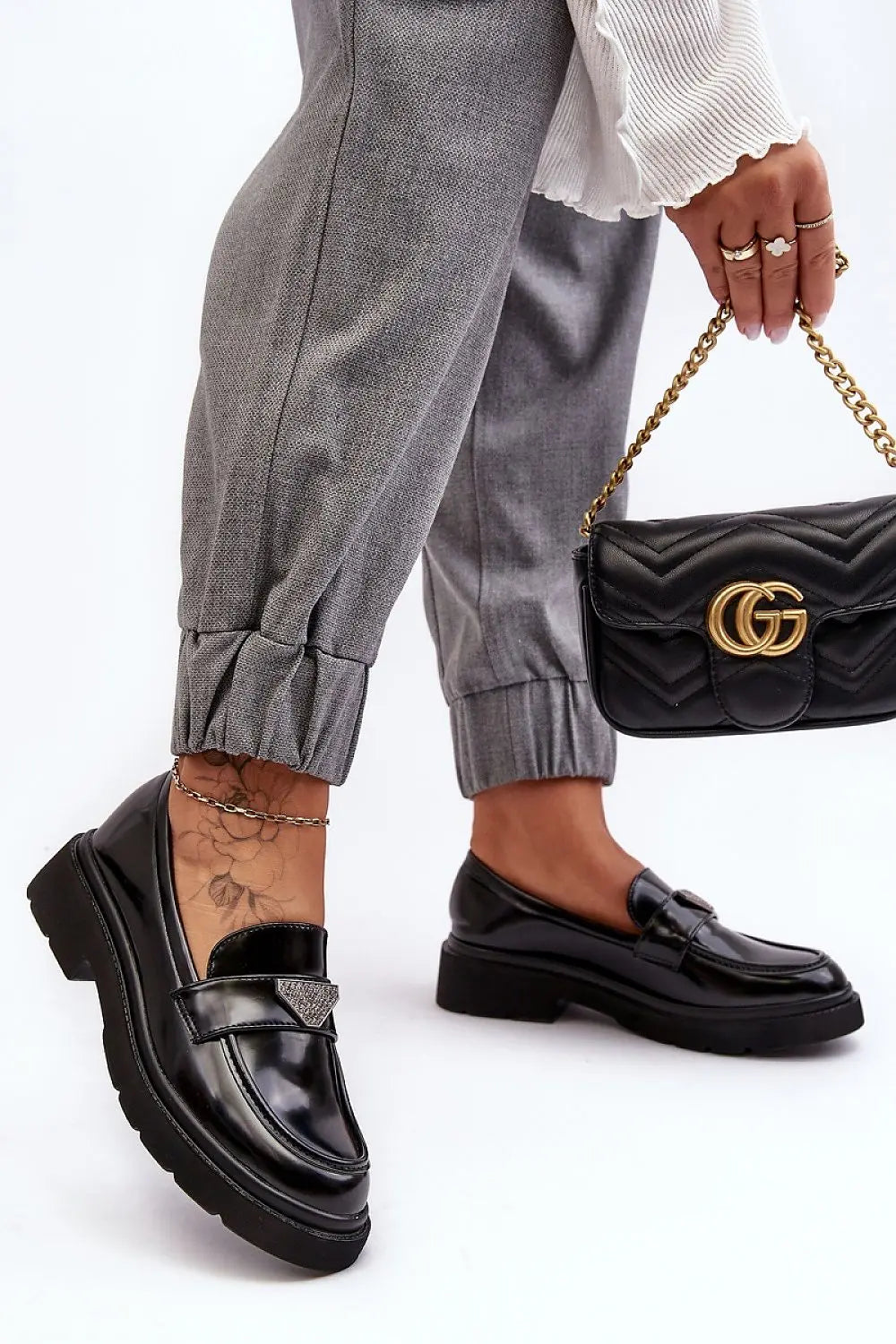 Low Shoes model 190172 Step in style - Honesty Sales U.K