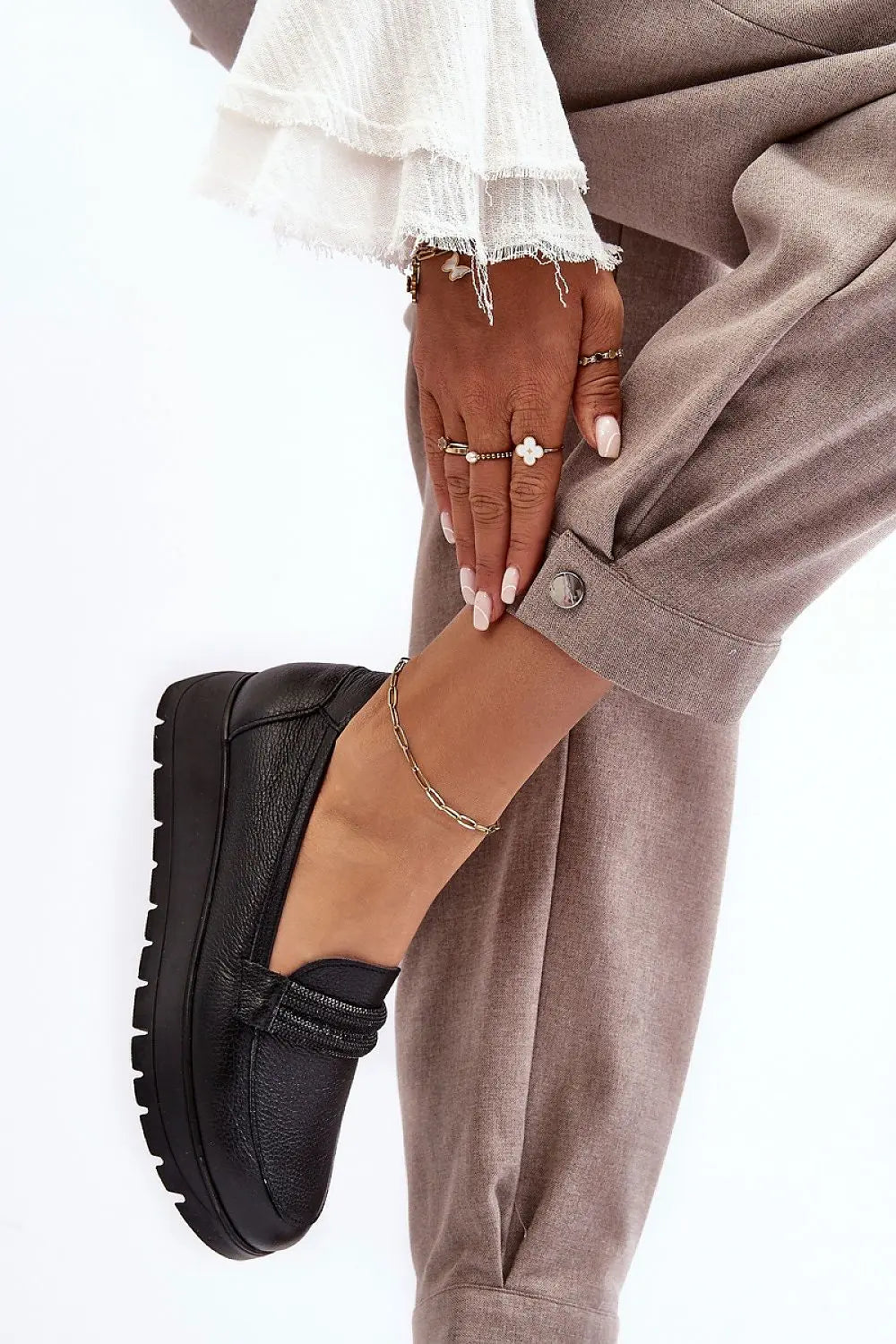 Low Shoes model 190177 Step in style - Honesty Sales U.K