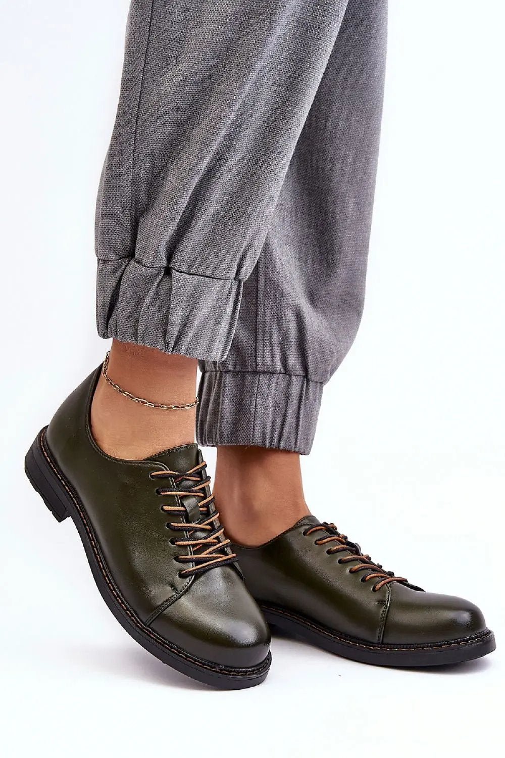 Low Shoes model 190180 Step in style - Honesty Sales U.K