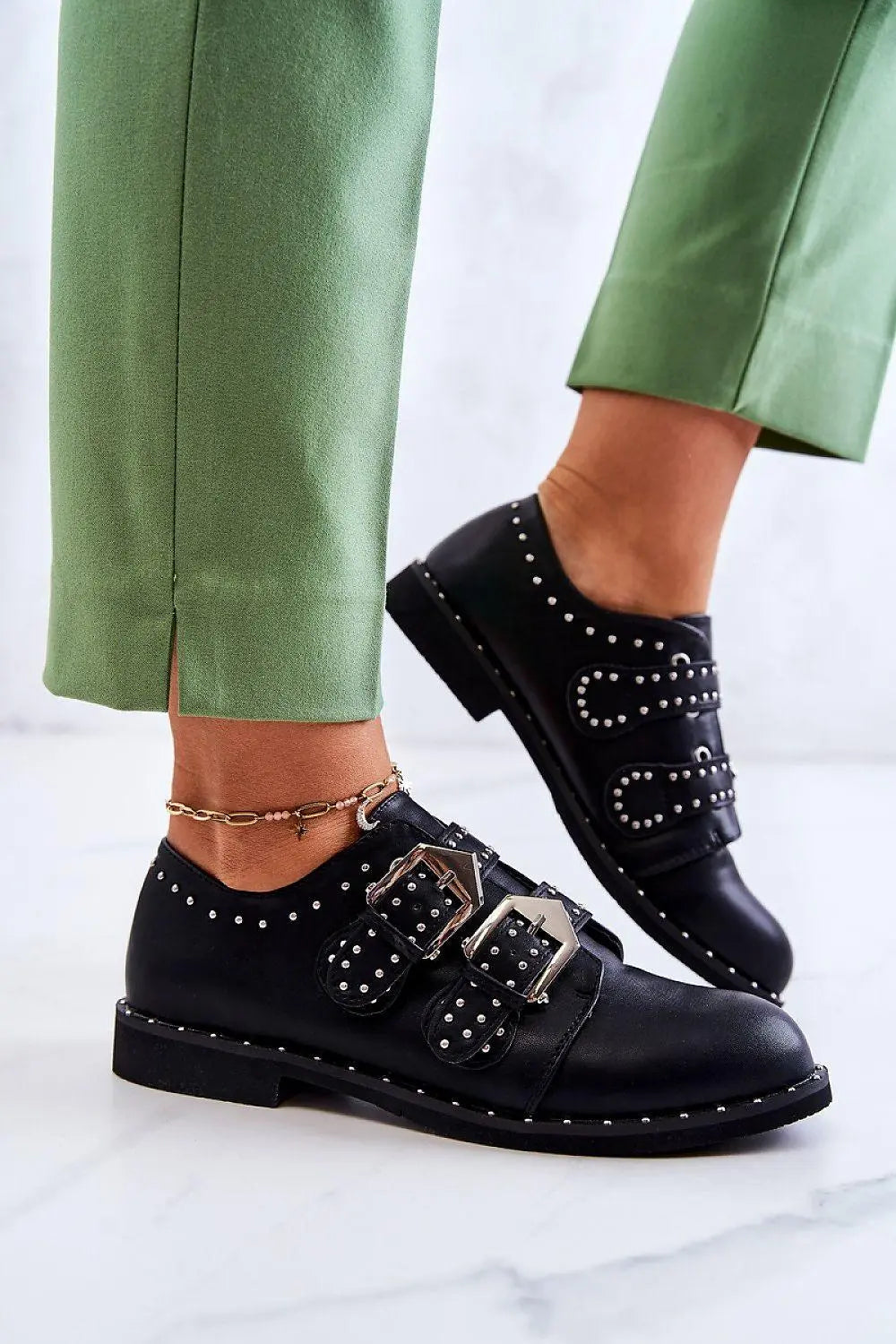 Low Shoes model 190185 Step in style - Honesty Sales U.K