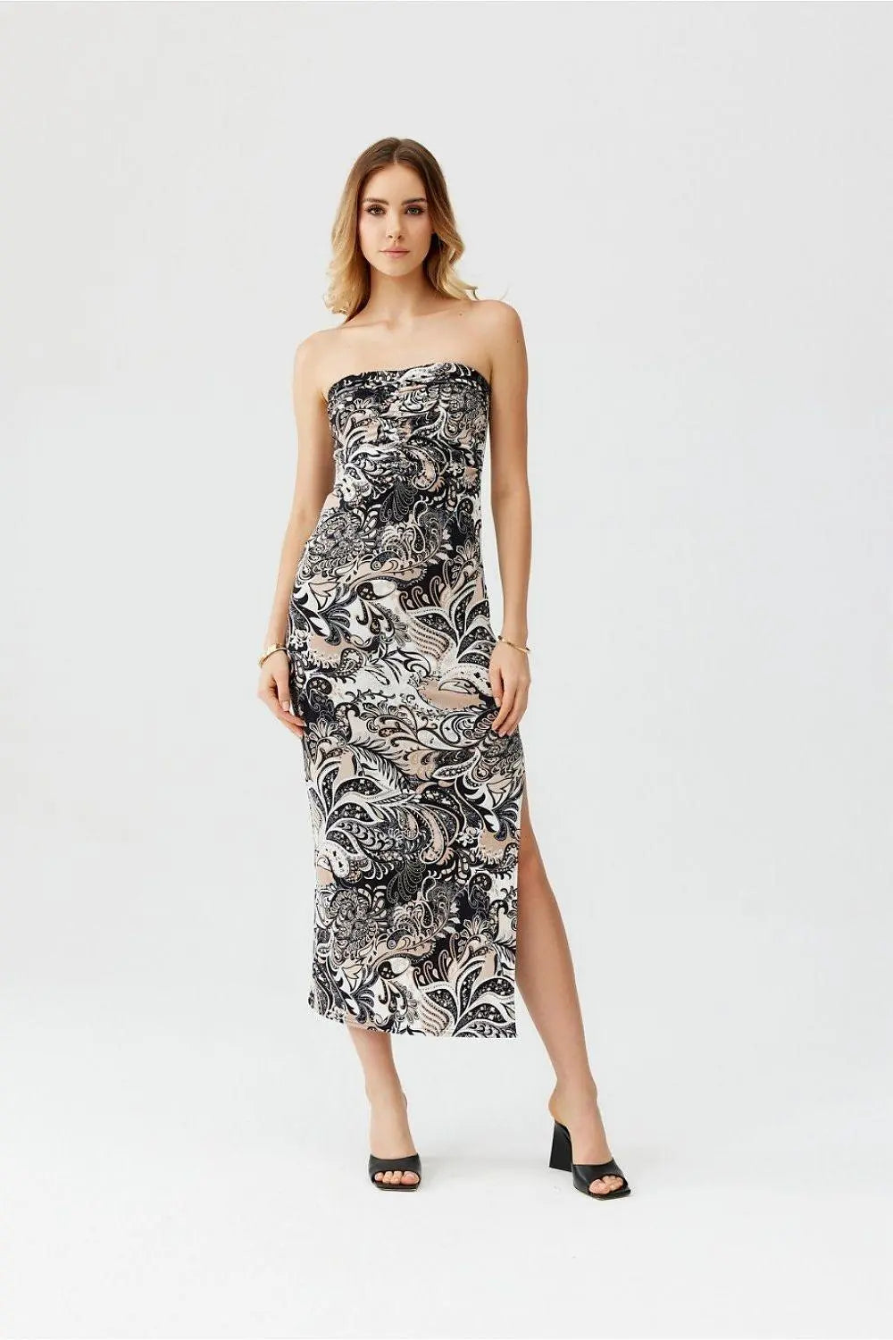 Roco Fashion elastic patterned zuri dress - Honesty Sales