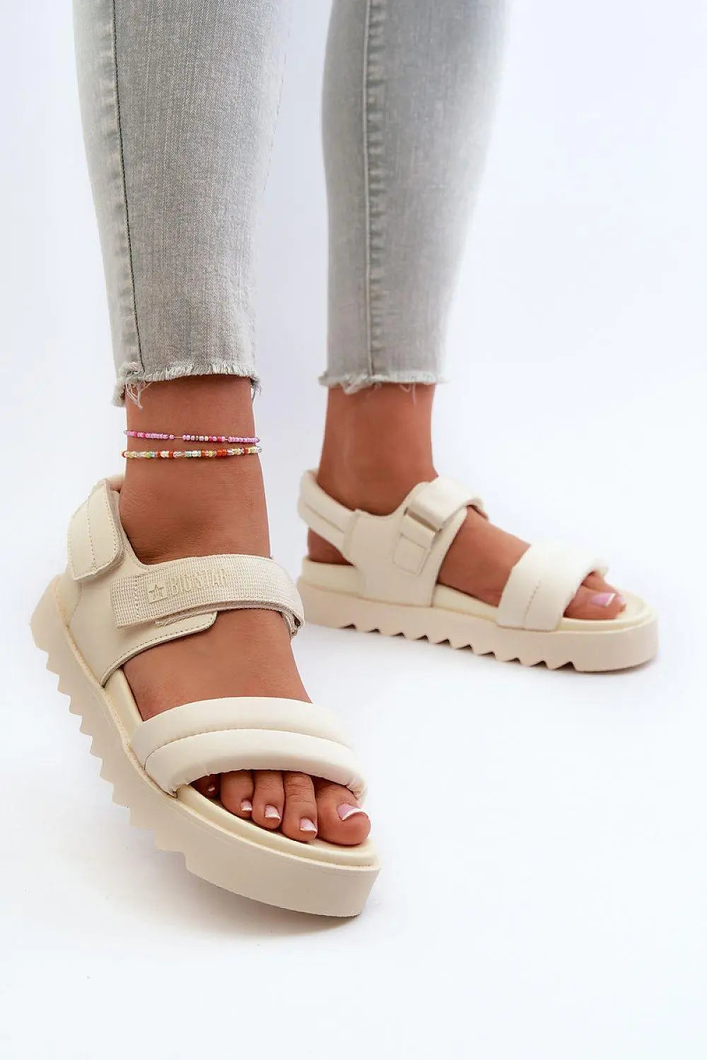 Sandals model 198791 Step in style - Honesty Sales U.K