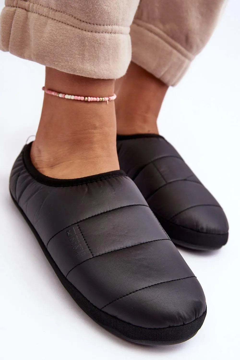 Slippers model 188672 Step in style - Honesty Sales U.K