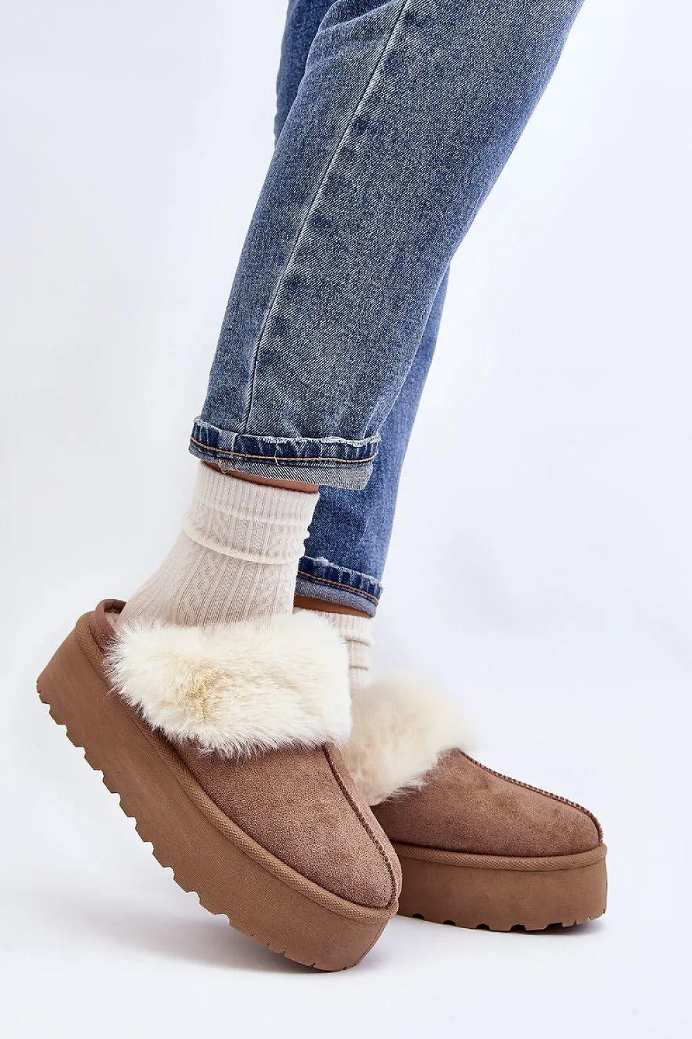 Slippers model 191633 Step in style - Honesty Sales U.K
