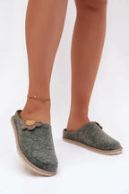  Slippers model 222278 Step in style 