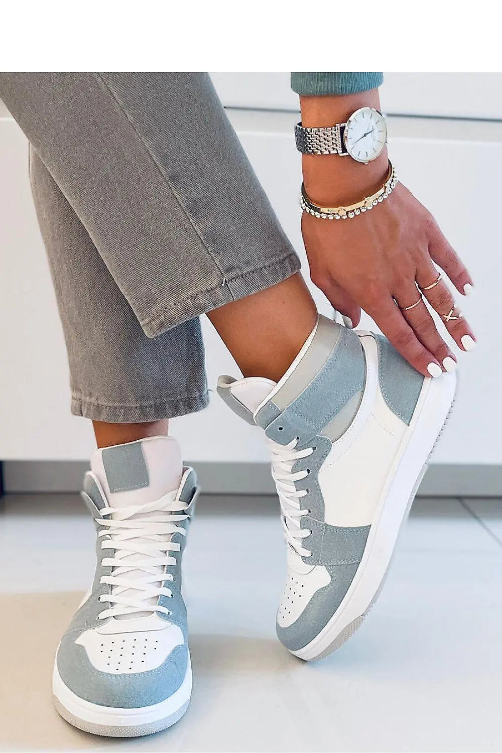 Sneakers model 170605 Inello - Honesty Sales U.K