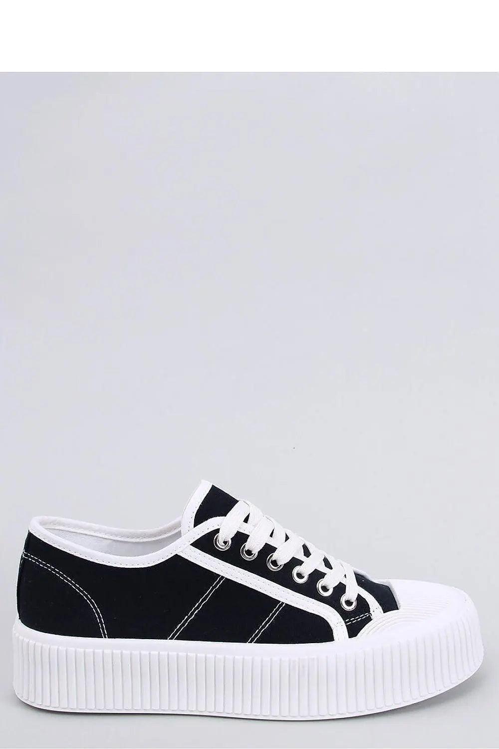 Sneakers model 176132 Inello - Honesty Sales U.K Image principale du produit