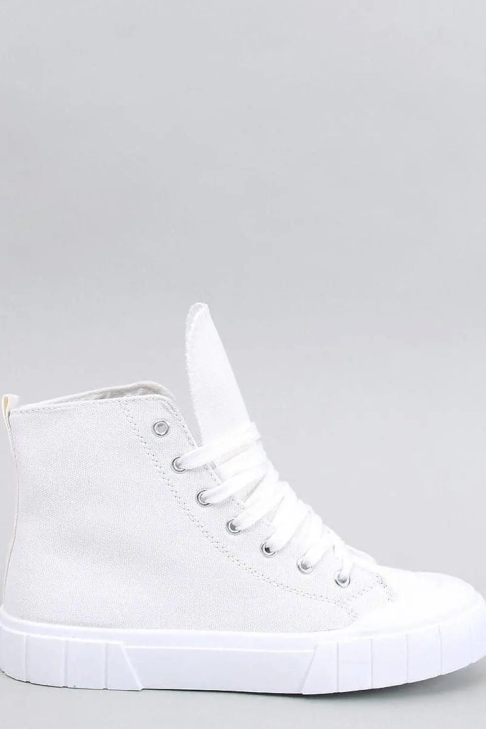 Sneakers model 195528 Inello - Honesty Sales U.K Image principale du produit