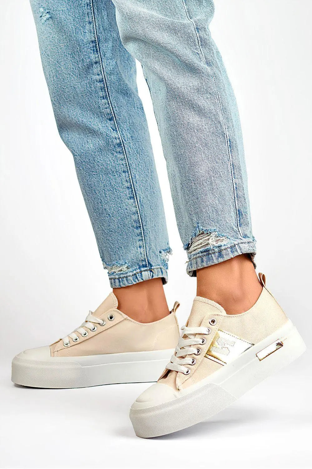 Sneakers model 197980 PRIMO - Honesty Sales U.K Image principale du produit