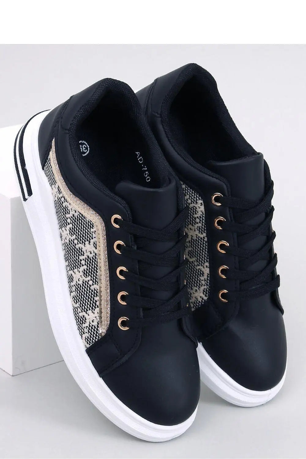 Sport Shoes model 184228 Inello - Honesty Sales U.K Image principale du produit