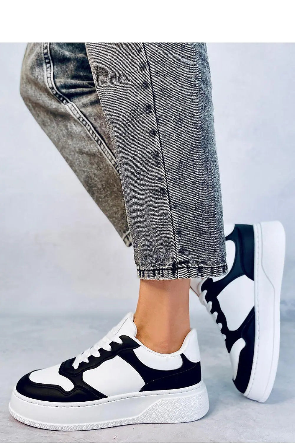 Sport Shoes model 184238 Inello Image secondaire du produit