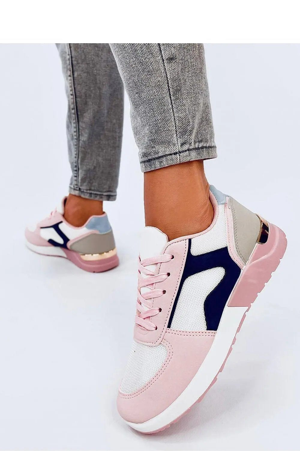 Sport Shoes model 194626 Inello - Honesty Sales U.K