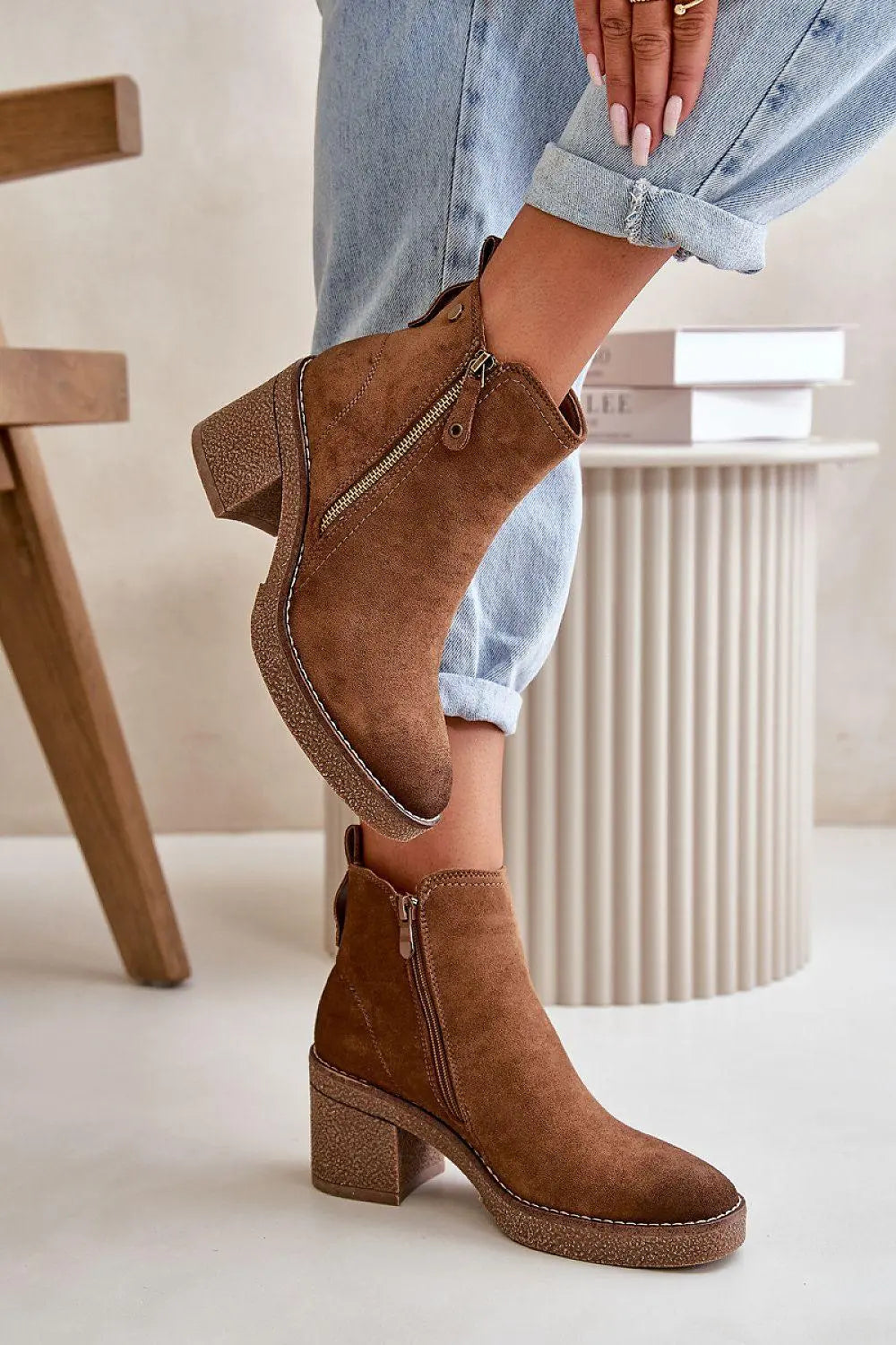 Heel boots model 199079 Step in style - Honesty Sales U.K