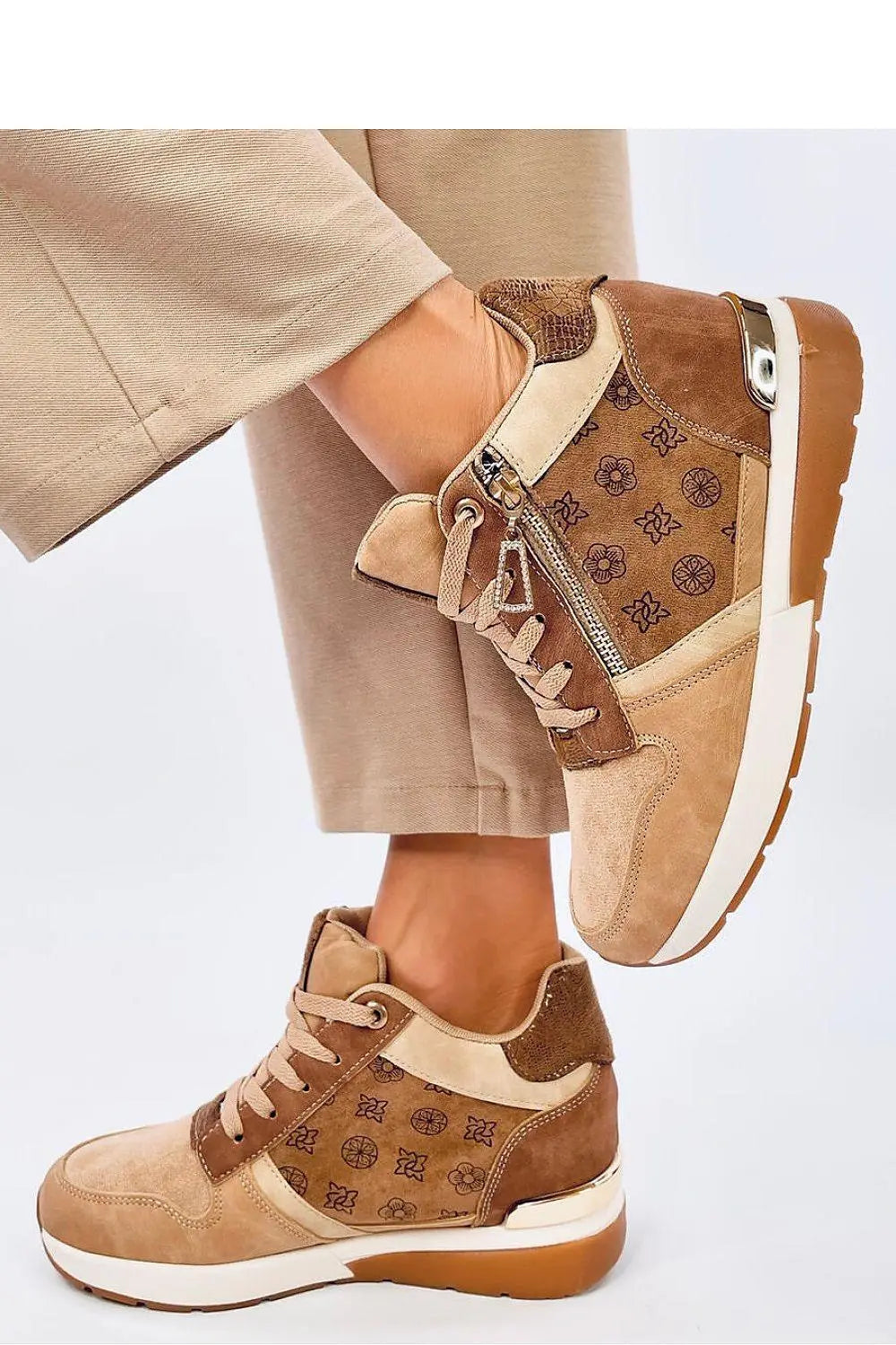 Wedge heel sneakers model 192885 Inello - Honesty Sales U.K