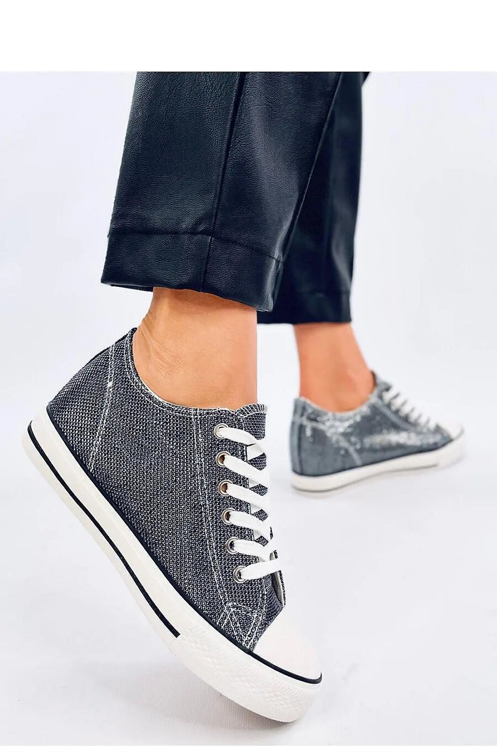 Wedge heel sneakers model 193884 Inello Image secondaire du produit