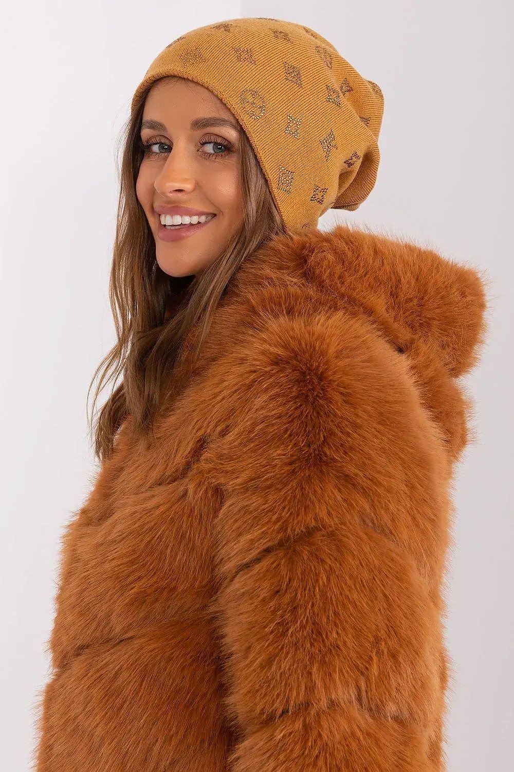 Cap model 191112 AT - Honesty Sales U.K