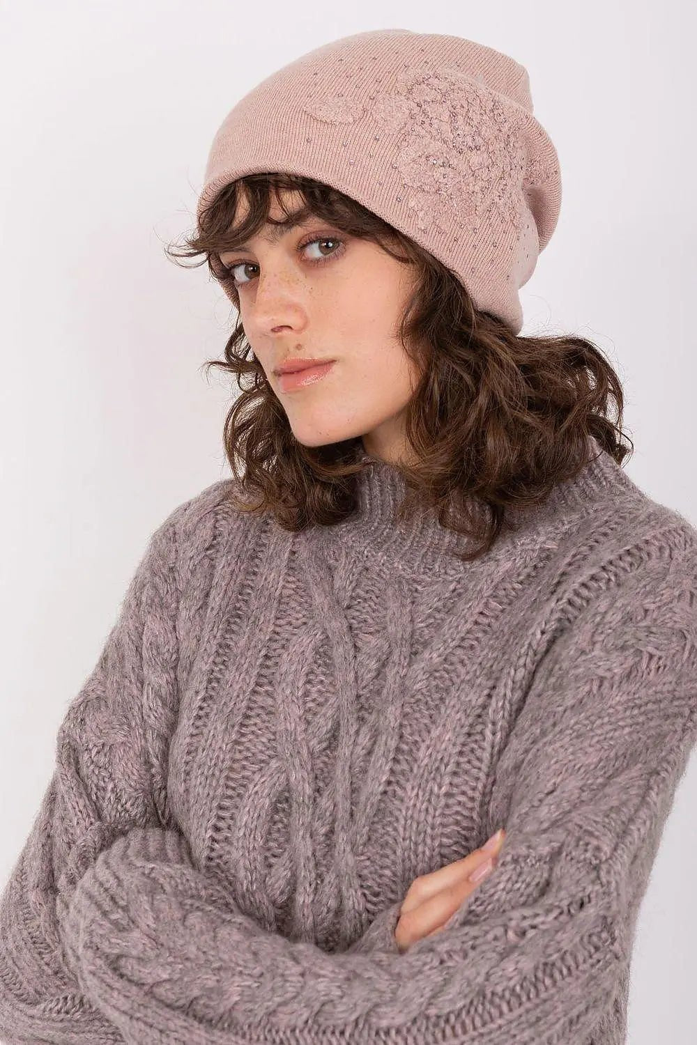 AT Cap model 191109 - Honesty Sales