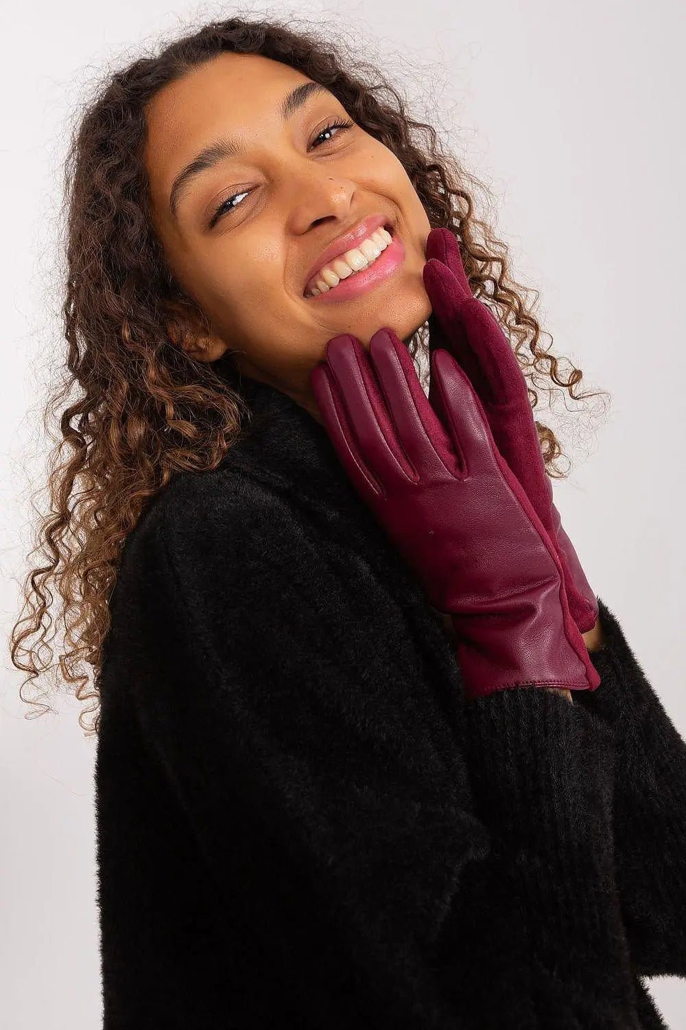 AT Fashionable Women’s Gloves with Phone-Friendly Embroidery - Honesty Sales