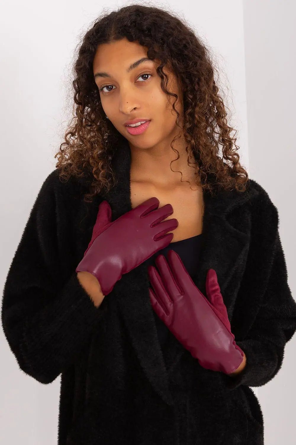 AT Fashionable Women’s Gloves with Phone-Friendly Embroidery - Honesty Sales